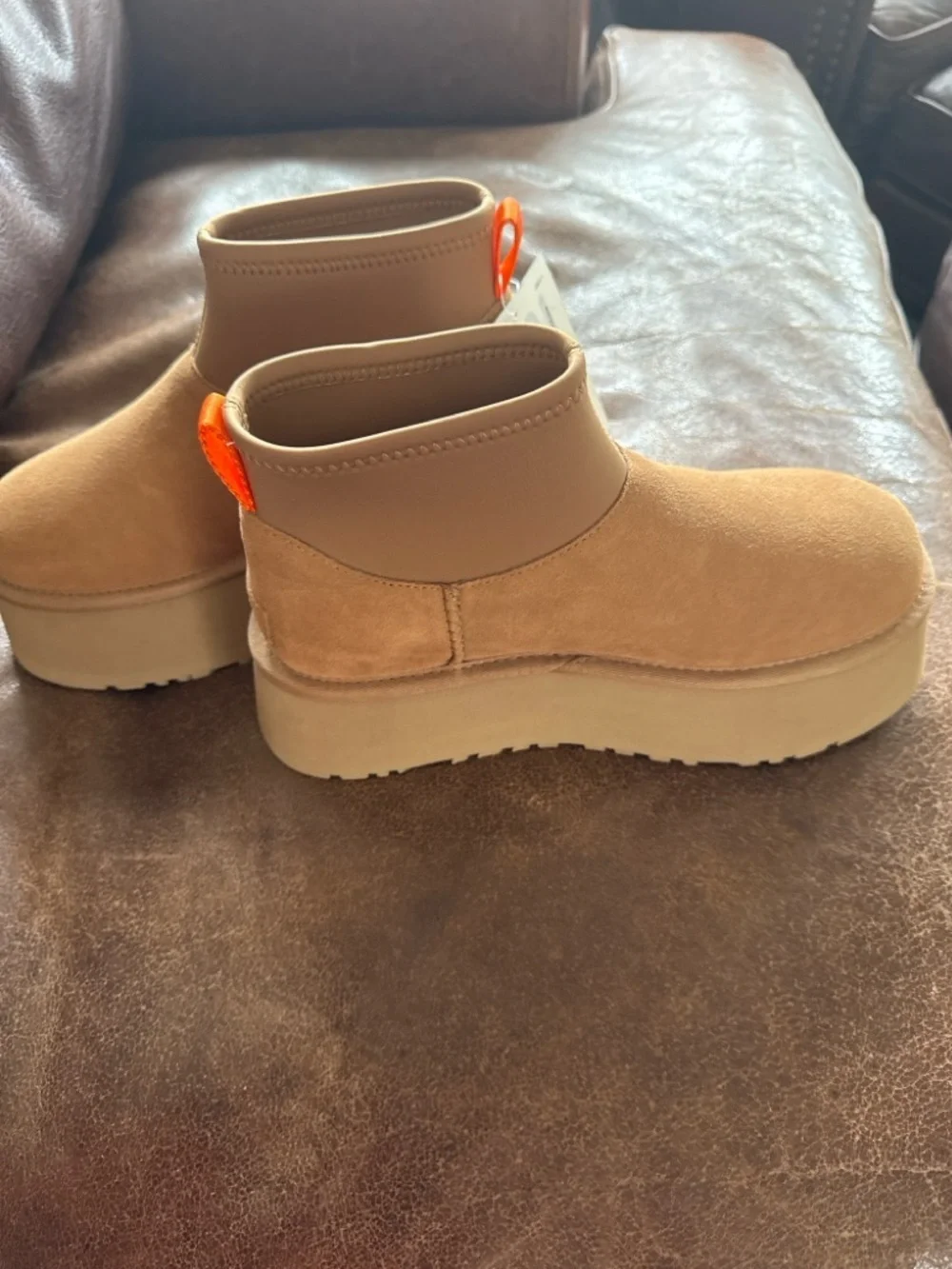 UGG Platform Mini dipper Boots Size 8 Chestnut Suede Neoprene Sock Chunky  NWT